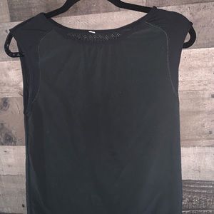 Black lululemon tank